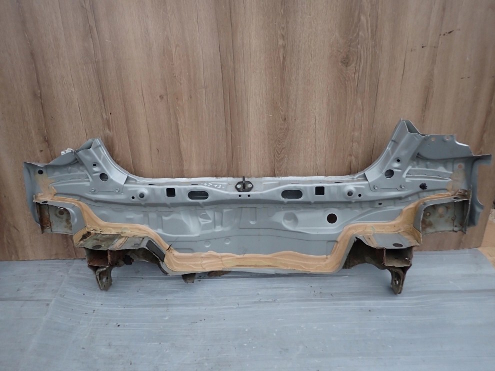 TOYOTA YARIS II 06-11 PAS TYLNY 4/7