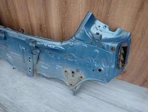 TOYOTA YARIS II 06-11 PAS TYLNY 8T1 3/6 MINIATURA