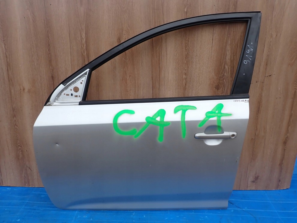 KIA CEED I 07-12 DRZWI PRZEDNIE LEWE 9S 1/13