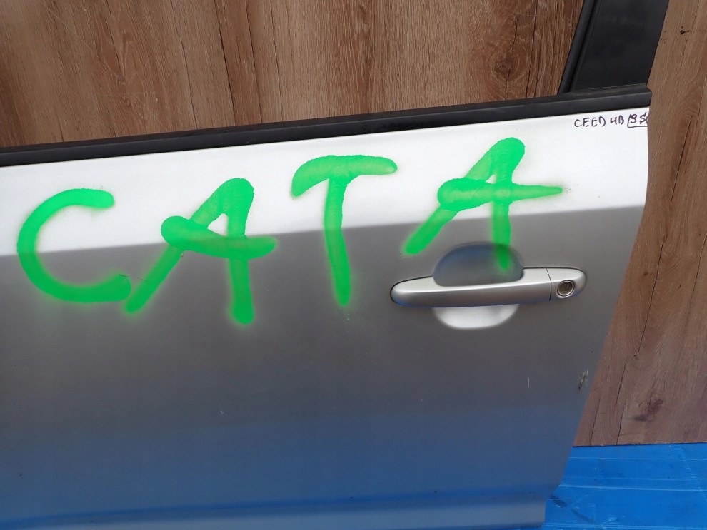 KIA CEED I 07-12 DRZWI PRZEDNIE LEWE 9S 6/13