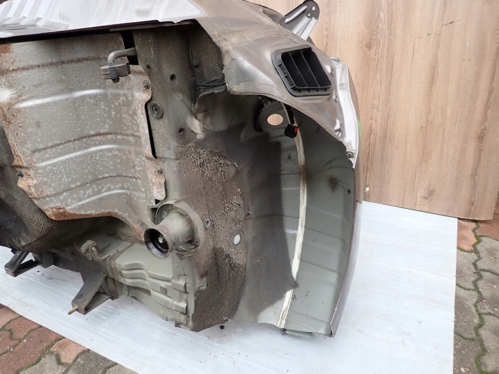 HYUNDAI IX20 09- PAS TYLNY WANNA BŁOTNIK TYLNY 9/13