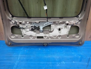 NISSAN NOTE E11 06-12 KLAPA BAGAŻNIKA SZYBA TYLNA C30 11/11 MINIATURA