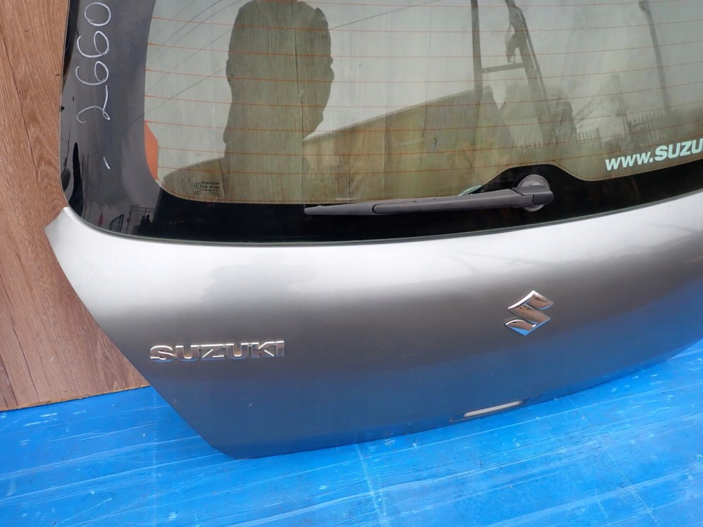 SUZUKI SWIFT MK6 04-09 KLAPA BAGAŻNIKA SZYBA TYLNA ZCD 3/14