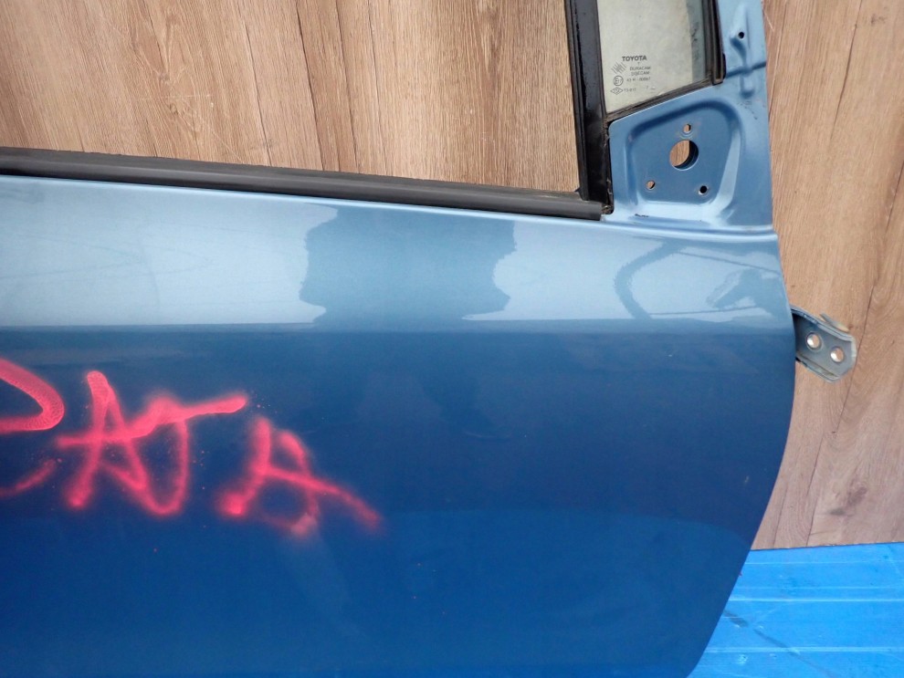 TOYOTA YARIS II 06-11 5d DRZWI PRZEDNIE PRAWE 8T1 8/12