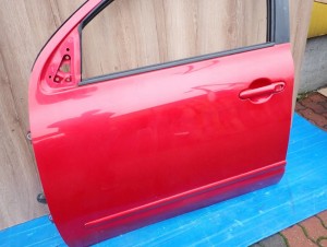 NISSAN MICRA K13 10- DRZWI PRZEDNIE LEWE AY4 4/14 MINIATURA