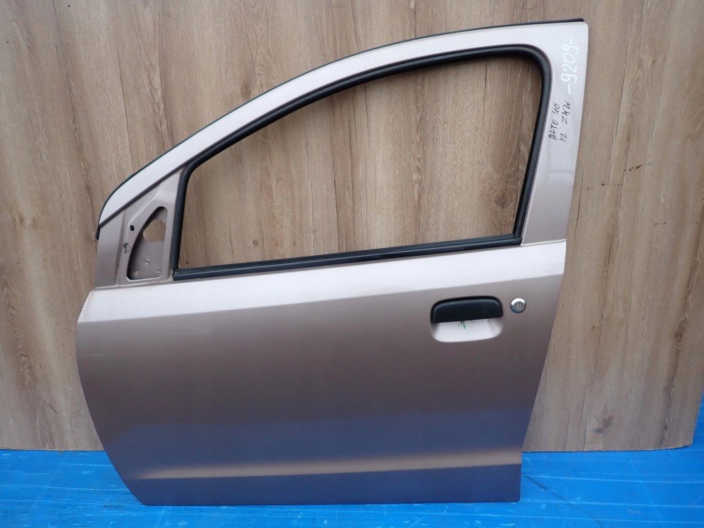 SUZUKI ALTO NISSAN PIXO 09- DRZWI PRZEDNIE LEWE ZKW 1/13