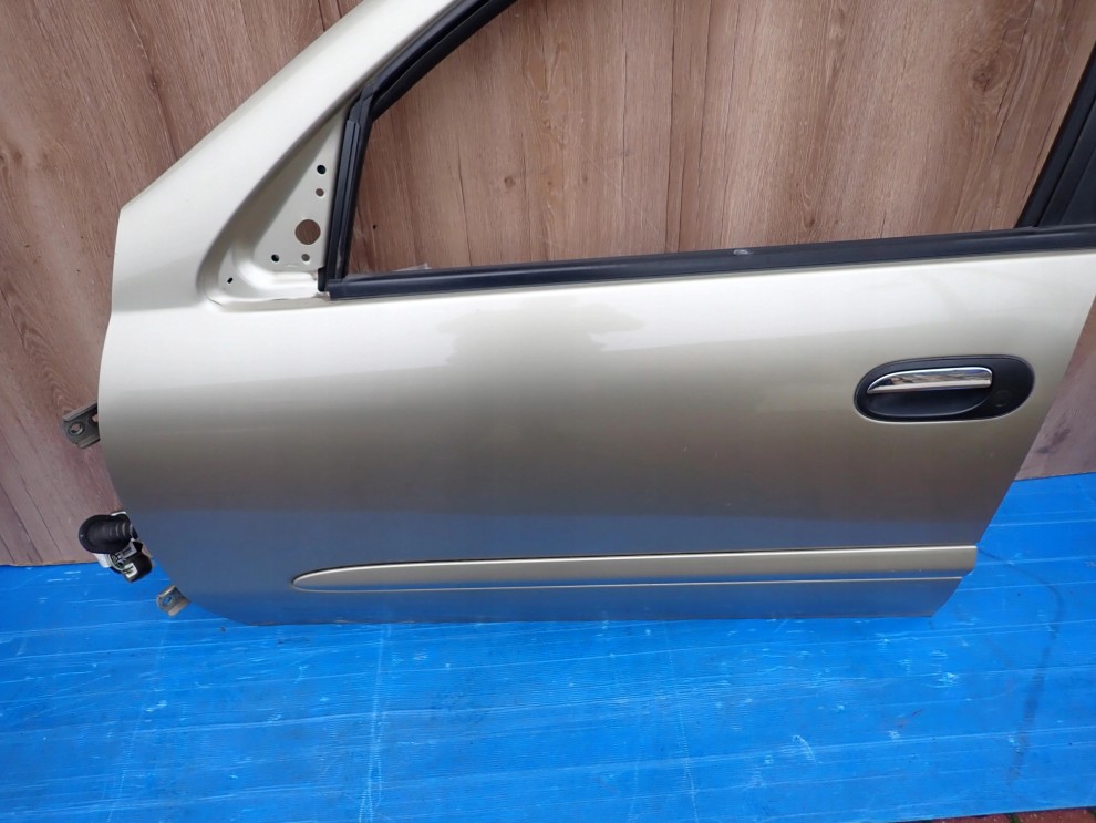 NISSAN ALMERA N16 00-06 DRZWI PRZEDNIE LEWE EY2 5/10