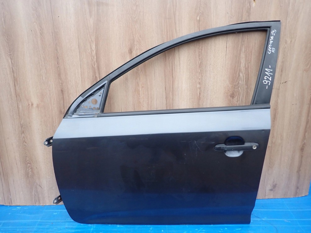 KIA CEED I 07-12 DRZWI PRZEDNIE LEWE 5K 1/13