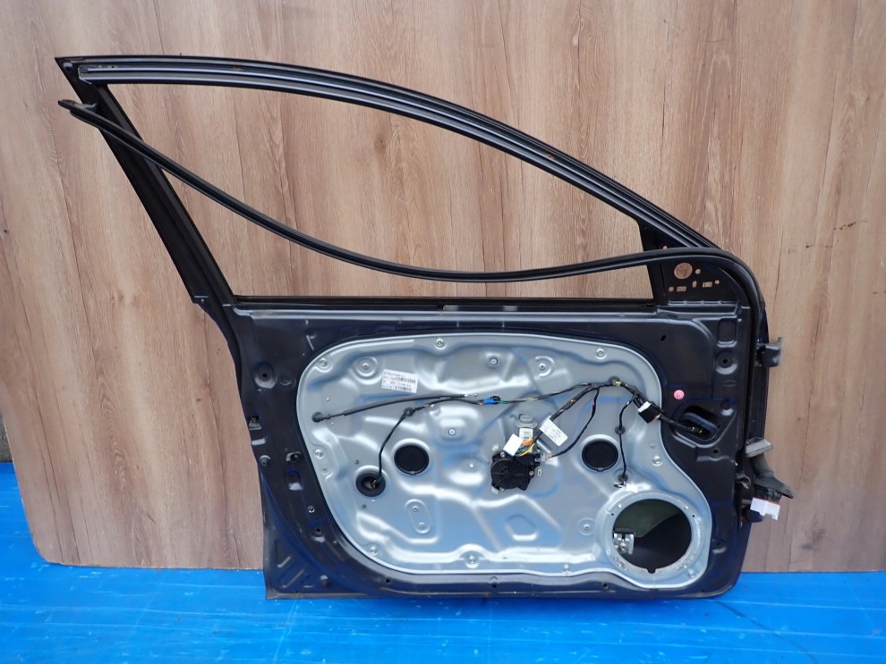 KIA CEED I 07-12 DRZWI PRZEDNIE LEWE 5K 12/13