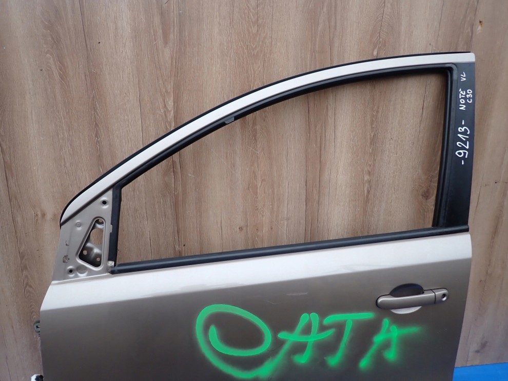 NISSAN NOTE E11 06-12 DRZWI PRZEDNIE LEWE C30 7/10