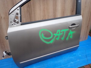 NISSAN NOTE E11 06-12 DRZWI PRZEDNIE LEWE C30 6/10 MINIATURA