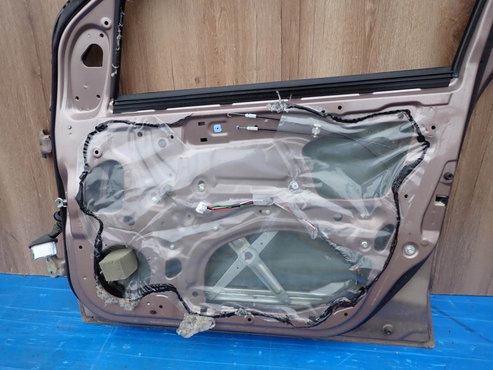 SUZUKI ALTO NISSAN PIXO 09- DRZWI PRZEDNIE PRAWE ZKW 11/11