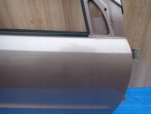 SUZUKI ALTO NISSAN PIXO 09- DRZWI PRZEDNIE PRAWE ZKW 7/11 MINIATURA