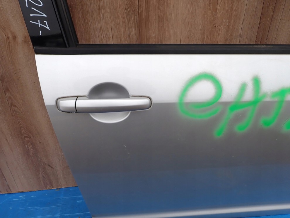 SUZUKI SWIFT 5d MK6 04-09 DRZWI PRZEDNIE PRAWE ZCC 5/9