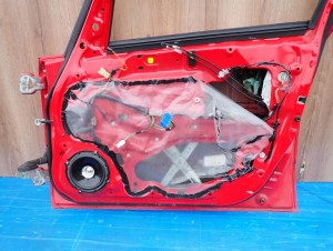 SUZUKI SX4 06-12 DRZWI PRZEDNIE PRAWE ZCF 11/11 MINIATURA