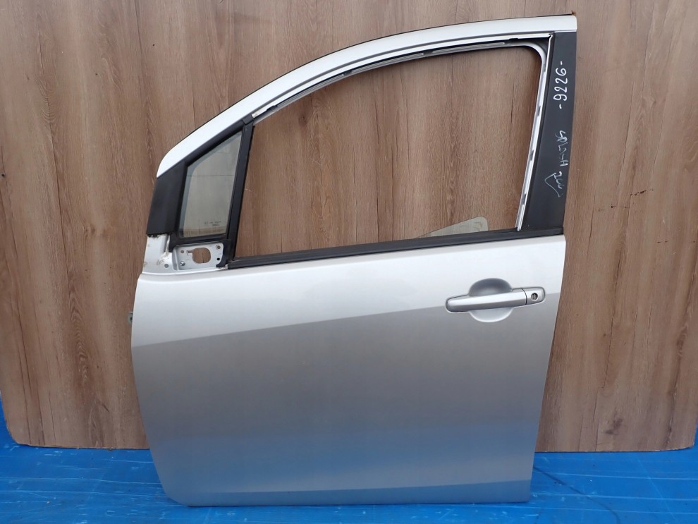 SUZUKI SPLASH 08-14 DRZWI PRZEDNIE LEWE ZCC 1/11