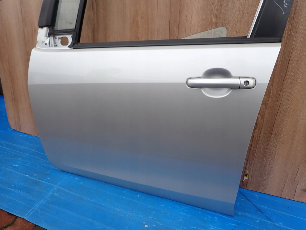 SUZUKI SPLASH 08-14 DRZWI PRZEDNIE LEWE ZCC 3/11
