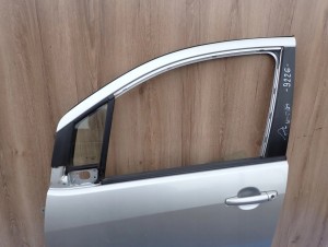 SUZUKI SPLASH 08-14 DRZWI PRZEDNIE LEWE ZCC 9/11 MINIATURA