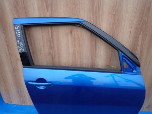 SUZUKI SWIFT MK7 5D 10-16 DRZWI PRZEDNIE PRAWE ZCG 8/12 MINIATURA