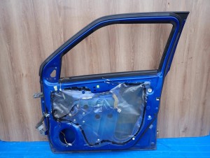 SUZUKI SWIFT MK7 5D 10-16 DRZWI PRZEDNIE PRAWE ZCG 10/12 MINIATURA