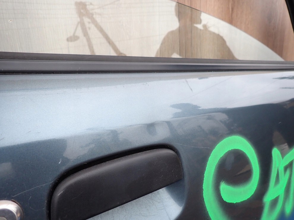 SUZUKI ALTO NISSAN PIXO 09- DRZWI PRZEDNIE PRAWE ZY4 7/16