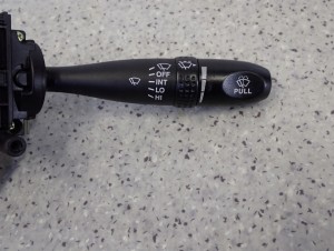 KIA PICANTO 07-11 PRZEŁĄCZNIK WYCIERACZEK 8/8 MINIATURA