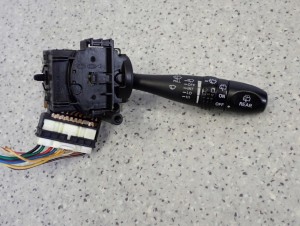 KIA PICANTO 07-11 PRZEŁĄCZNIK WYCIERACZEK 2/7 MINIATURA