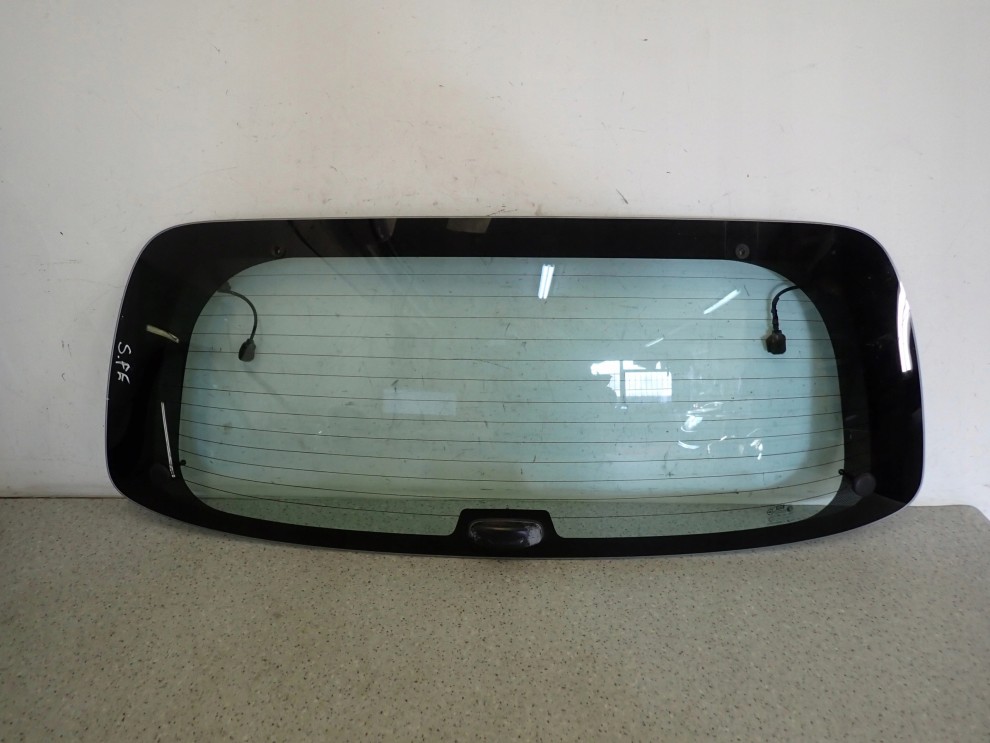 HYUNDAI SANTA FE I 01-06 SZYBA TYLNA KLAPY BAGAŻNIKA 2/8
