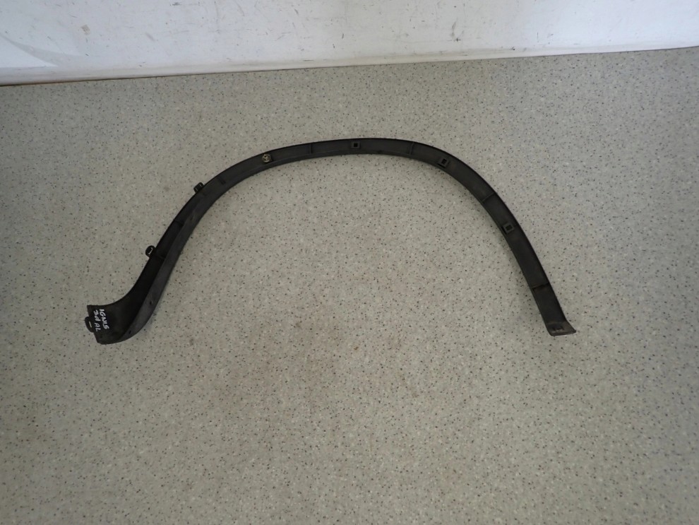 SUZUKI IGNIS 00-03 LISTWA BŁOTNIKA TYLNA LEWA 6/13