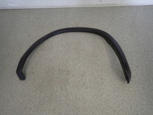 SUZUKI IGNIS 00-03 LISTWA BŁOTNIKA TYLNA LEWA 2/13 MINIATURA