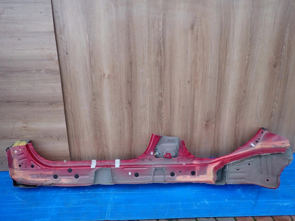 NISSAN MICRA K13 5d 10- PRÓG PRAWY AY4 12/14