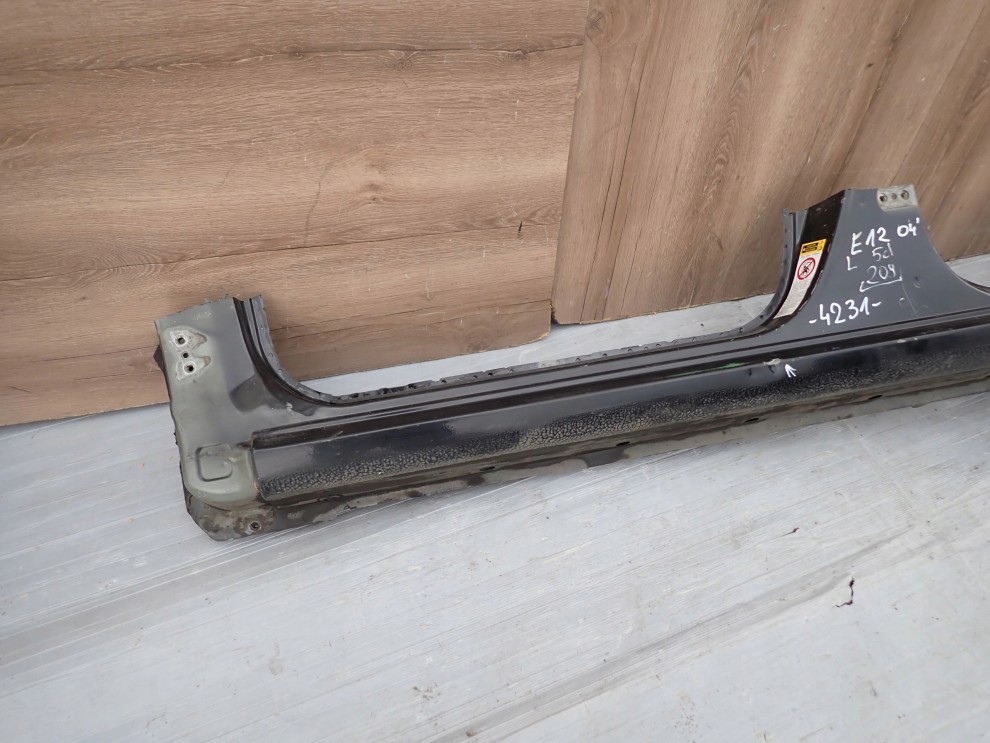 TOYOTA COROLLA E12 HB 02-07 PRÓG LEWY 2/11