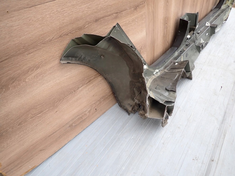 TOYOTA COROLLA E12 HB 02-07 PRÓG LEWY 11/11