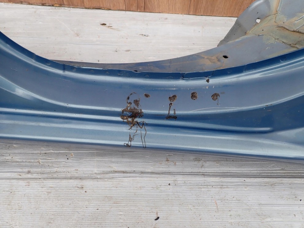 TOYOTA YARIS II 06-11 PRÓG LEWY 8T1 5/11