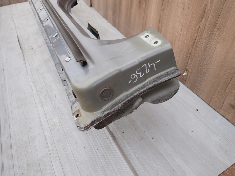 CHEVROLET ORLANDO 10- PRÓG PRAWY GYM 6/11