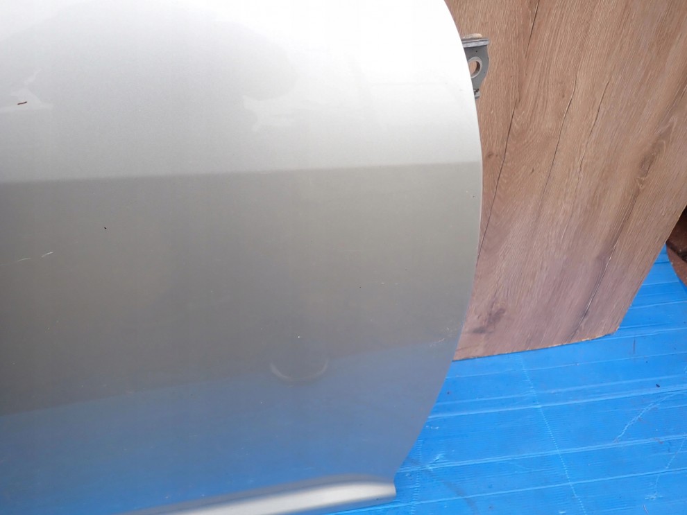 TOYOTA AVENSIS T25 02- DRZWI PRZEDNIE PRAWE 1C0 12/15