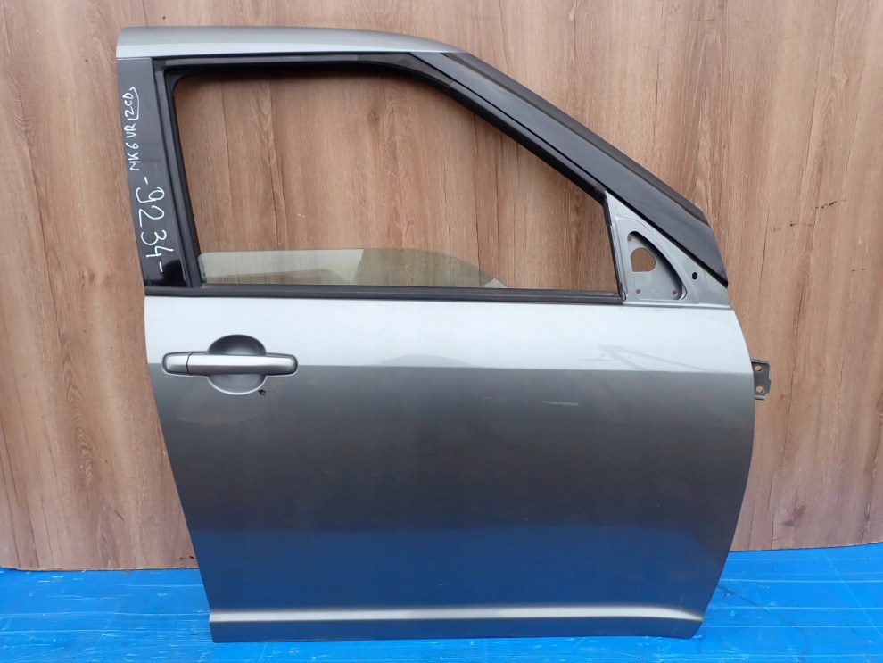 SUZUKI SWIFT MK7 5D 10-16 DRZWI PRZEDNIE PRAWE ZCD 1/13
