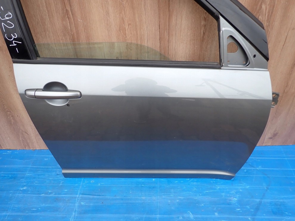 SUZUKI SWIFT MK7 5D 10-16 DRZWI PRZEDNIE PRAWE ZCD 2/13