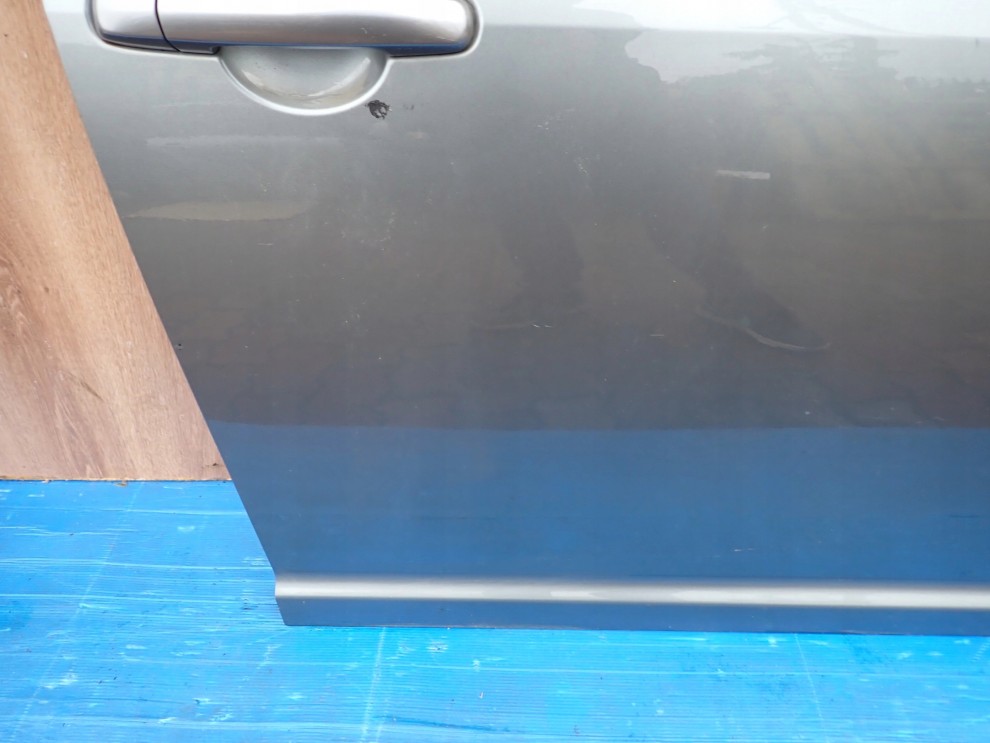 SUZUKI SWIFT MK7 5D 10-16 DRZWI PRZEDNIE PRAWE ZCD 9/13