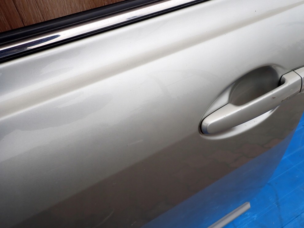 TOYOTA AVENSIS T25 02- DRZWI PRZEDNIE LEWE 1C0 6/15