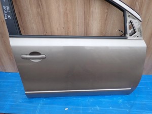 NISSAN NOTE E11 06-12 DRZWI PRZEDNIE PRAWE C30 2/14 MINIATURA