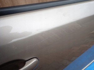 NISSAN NOTE E11 06-12 DRZWI PRZEDNIE PRAWE C30 7/14 MINIATURA