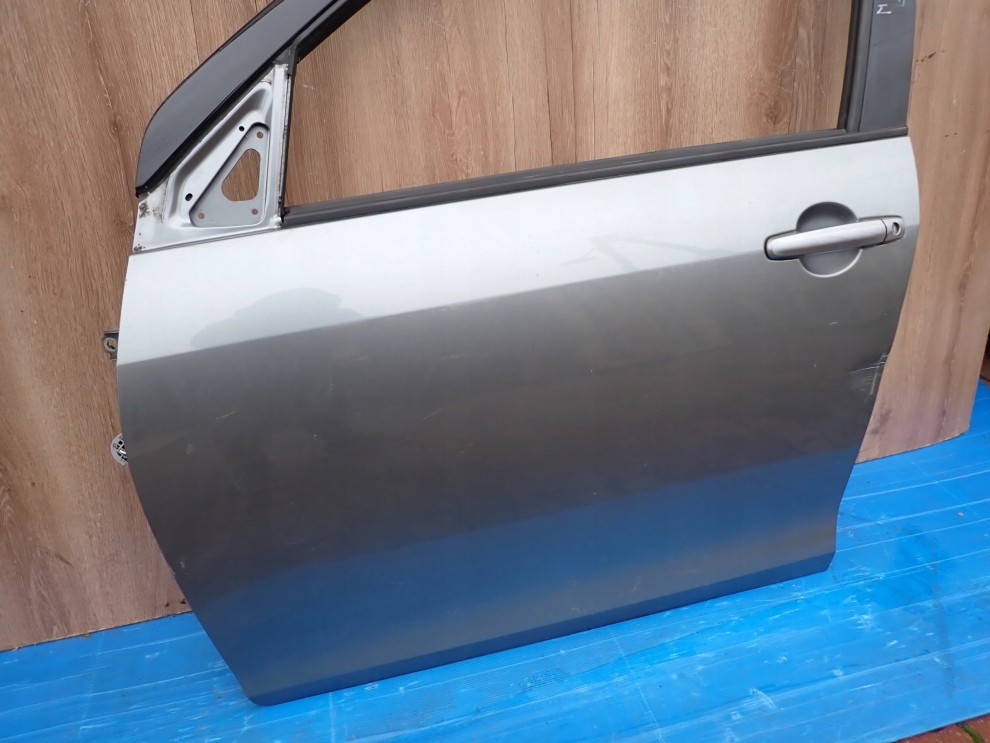 SUZUKI SWIFT MK7 5d 10-16 DRZWI PRZEDNIE LEWE ZCD 3/13