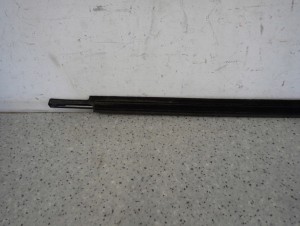 TOYOTA AVENSIS T25 03- LISTWA DRZWI ZGARNIAJĄCA TYŁ PRAWA CHROM PARAPET 7/8 MINIATURA