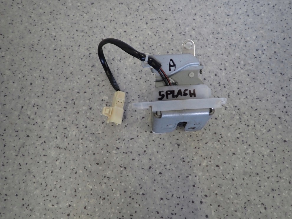 SUZUKI SPLASH 08-14 ZAMEK KLAPY BAGAŻNIKA 3/8