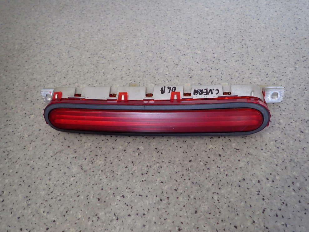 SUZUKI SPLASH 08-14 LAMPA LAMPKA III STOP STOPU 2/8