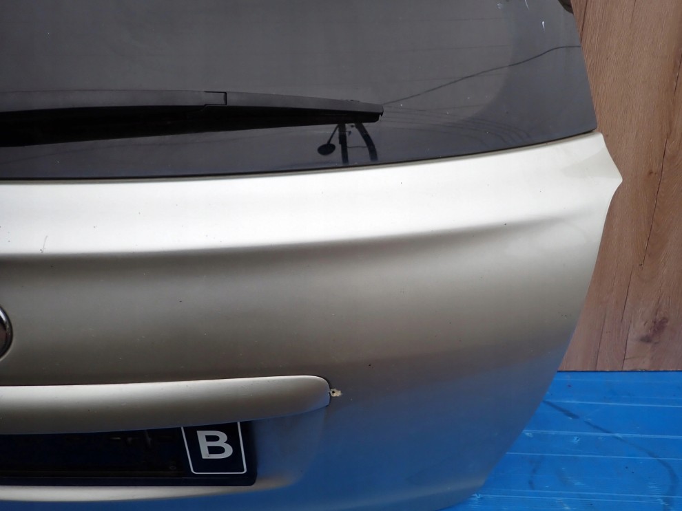 TOYOTA AVENSIS T25 KOMBI 03- KLAPA TYLNA SZYBA 1C0 10/15