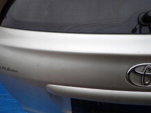 TOYOTA AVENSIS T25 KOMBI 03- KLAPA TYLNA SZYBA 1C0 12/15 MINIATURA