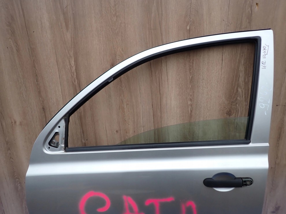 NISSAN MICRA K12 03-10 5d DRZWI PRZEDNIE LEWE KY0 5/10