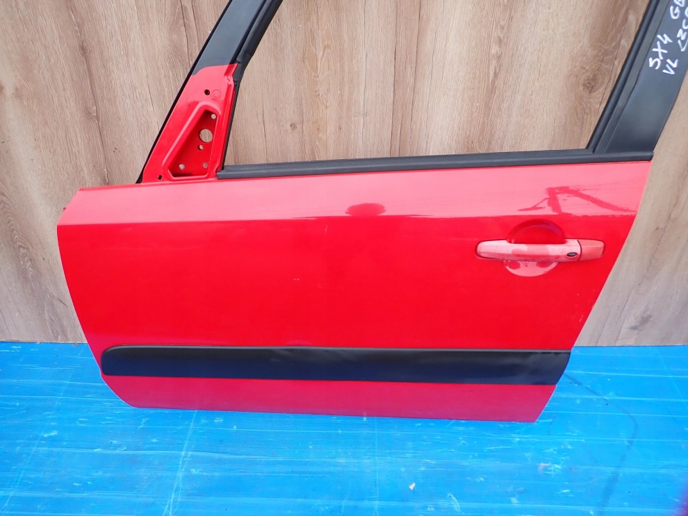 SUZUKI SX4 06-12 DRZWI PRZEDNIE LEWE ZCF 2/12